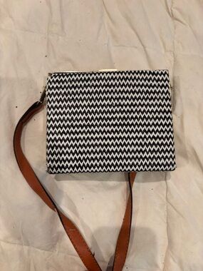 Woven Chevron Crossbody Bag in Black & White with Tan Strap